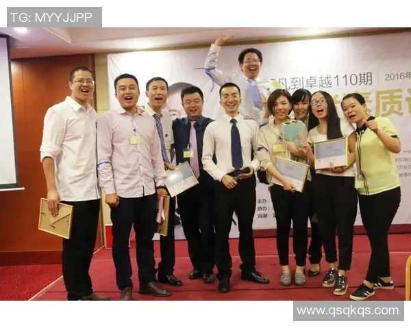 吕俊虎的奋斗历程与成功秘诀揭秘：从平凡到卓越的成长之路