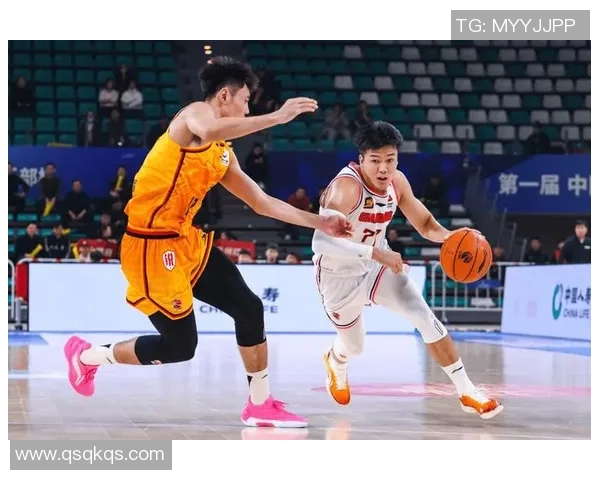 第8轮精彩对决广东队迎战江苏队争夺季后赛关键胜利