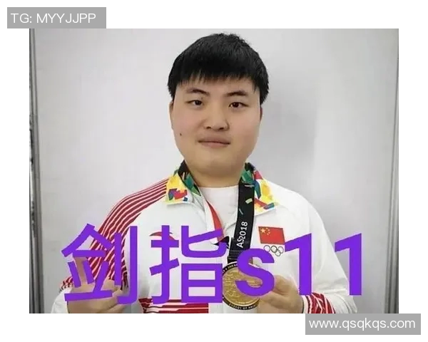 高校联赛精彩回顾FPX展现强劲实力引发热议与期待